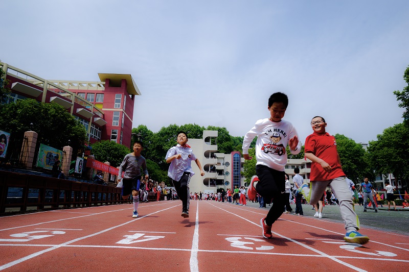 为“数学广角”释“难”给力